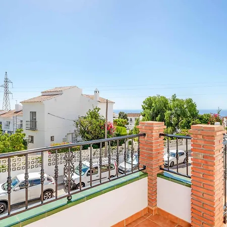 Juncos Villa Nerja